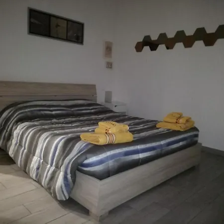 La Finestra Su San Luca Apartment *