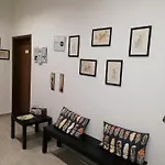 La Finestra Su San Luca *
