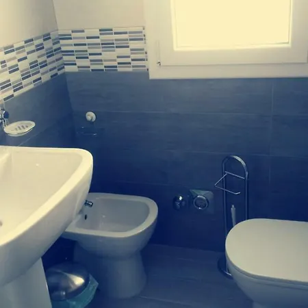 La Finestra Su San Luca