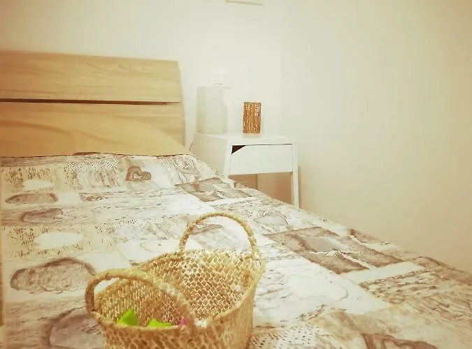 La Finestra Su San Luca Apartman Bologna